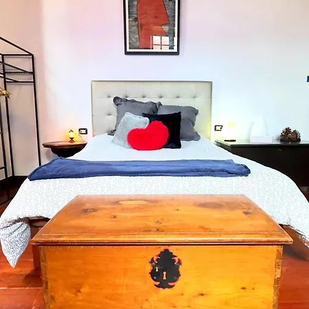 Charming House In With Comfort Vakantiehuis