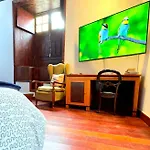 Charming House In With Comfort *
