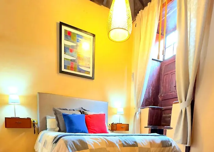 Charming House In With Comfort *